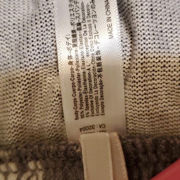 🌶REDUCED🌶FLORA NIKROOZ 2pc dreamy sweater sleepwear set in gray and white - Picture 16 of 16